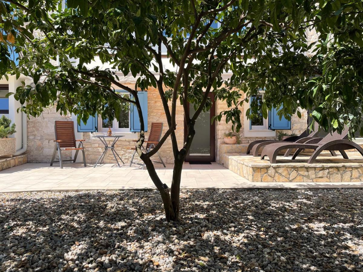 Apartments Nona Πούλα Εξωτερικό φωτογραφία
