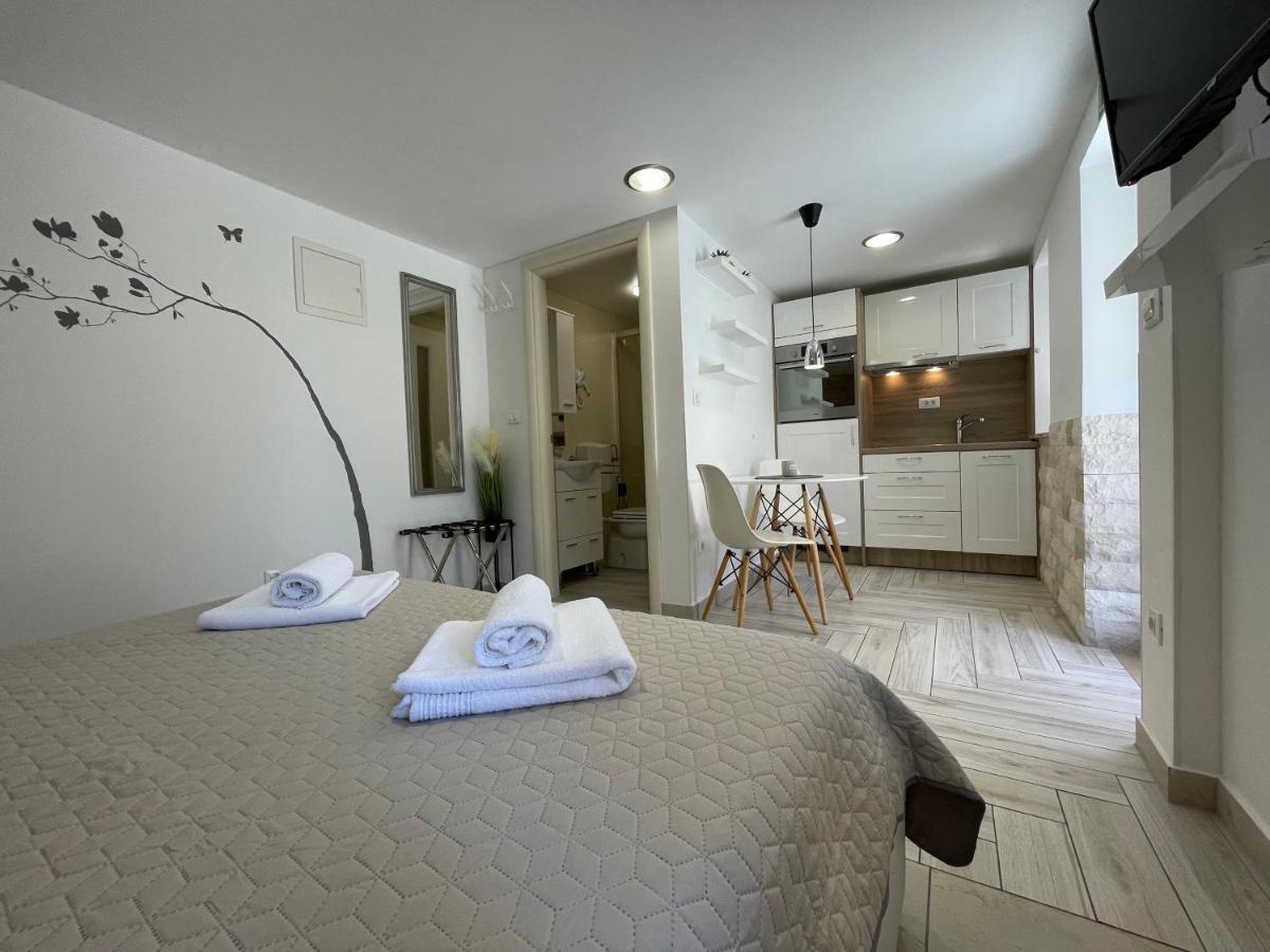 Apartments Nona Πούλα Εξωτερικό φωτογραφία